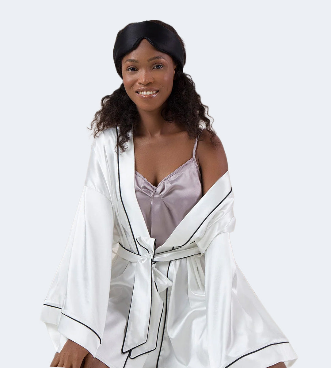 Kimono & Sabahlık Beyaz + %100 İpek Uyku Maskesi Göz Bandı Siyah Seti